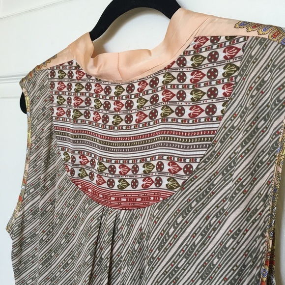 Tiny Anthropologie sleeveless paisley print top - Picture 6 of 6